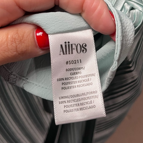 AiiFOS | Resort Nights Christina Pleated Crop Top + Skirt Set In Misty Blue - Picture 8 of 9